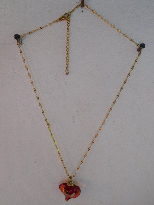 Pendentif en verre avec chaîne