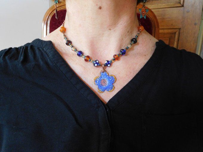 Collier bohème perles en verre et émaux sur cuivre