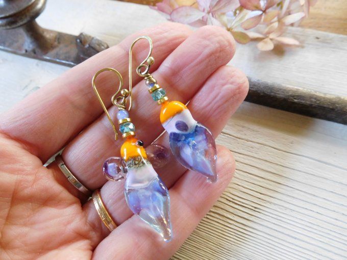 Boucles d'oreilles dépareillées