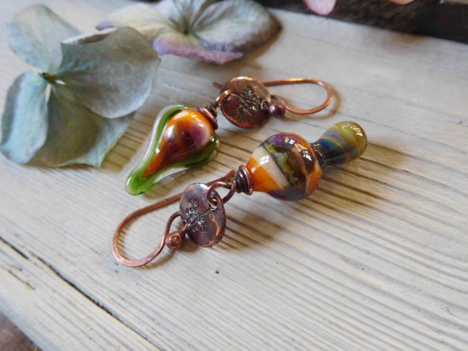 Boucles d'oreilles dépareillées