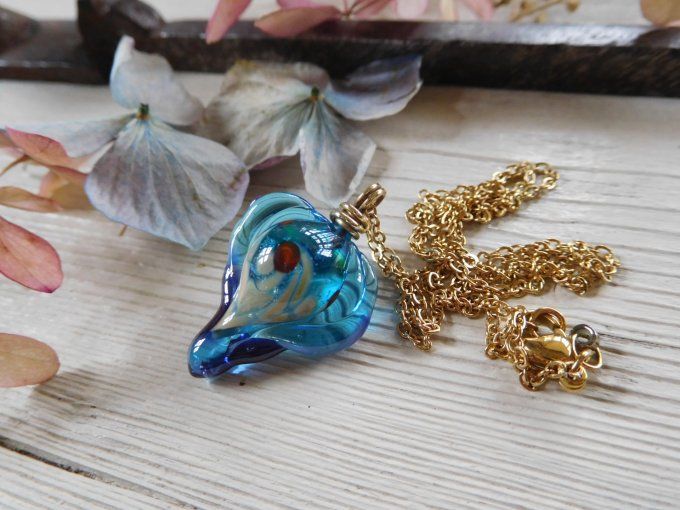 Pendentif en verre avec chaîne