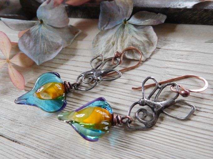 Boucles d'oreilles bohèmes "fleurs stylisées"